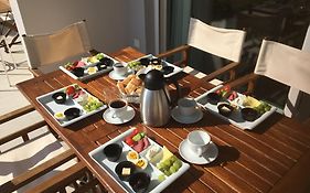 Truemar Hotels & Suites